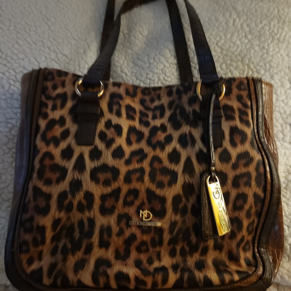 New Directions Brown and Black Shoulder Bag with Leopard Print